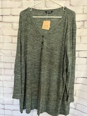 Bloomchic Heathered V-Neck Tunic Top in Olive Green